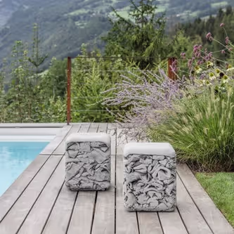 Swisspearl Trash Cube im Garten